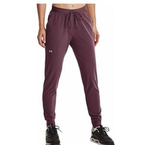 Under Armour Pants **If not sold by January 3, 2023, this will be donated!**